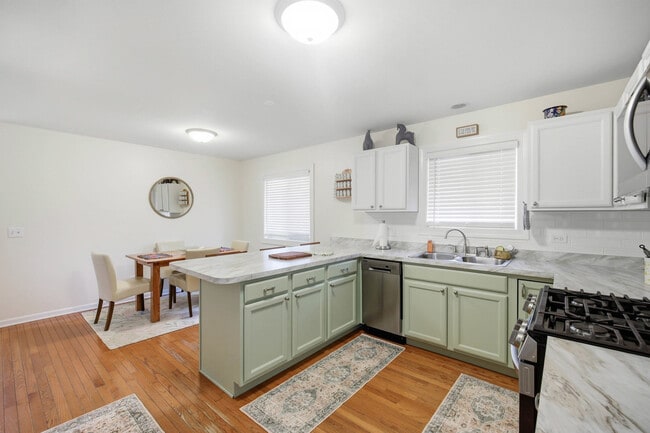 Foto del edificio - 7611 South Dr