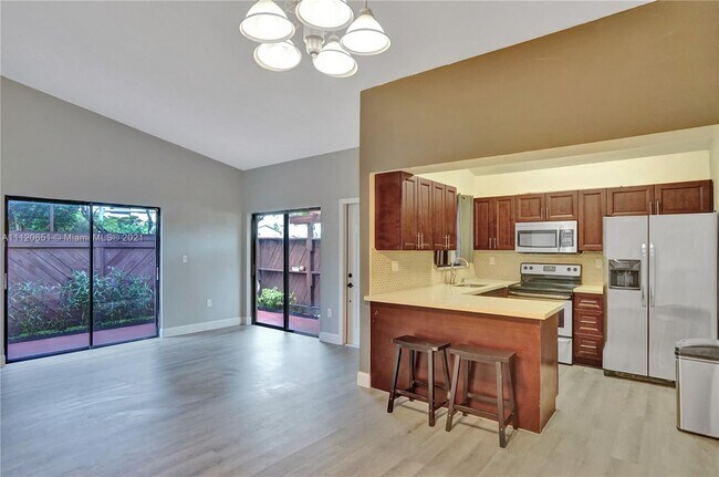 Foto del edificio - 6641 SW 137th Ct