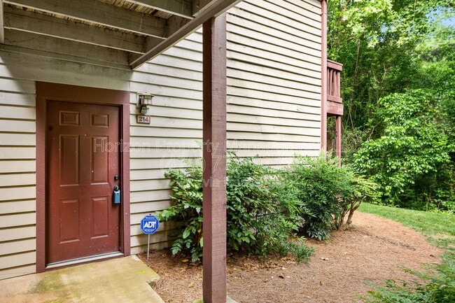 Photo - 214 St Andrews Ct Apartment