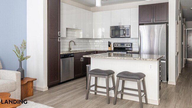 Foto del edificio - 2900 E 16th Ave