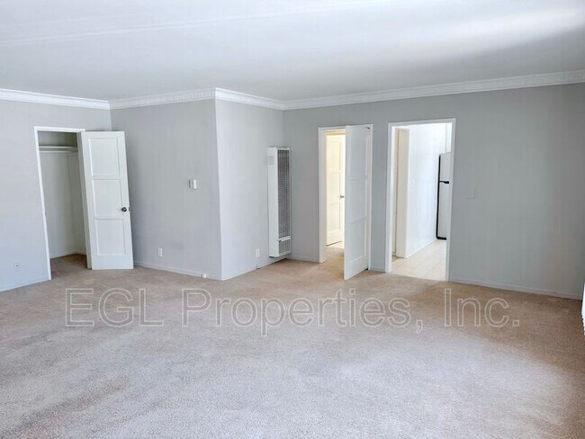 Foto del edificio - 1235 Havenhurst Dr