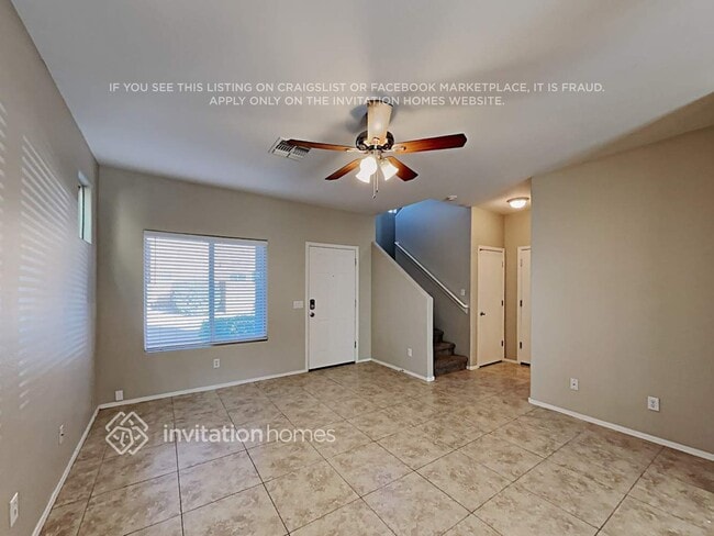 Foto del edificio - 9535 E Belmont Ave