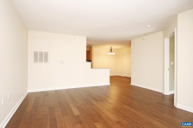 Building Photo - 760 Walker Square