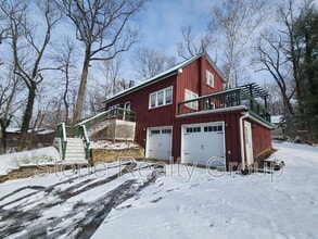 Building Photo - 44 Allendale Ln