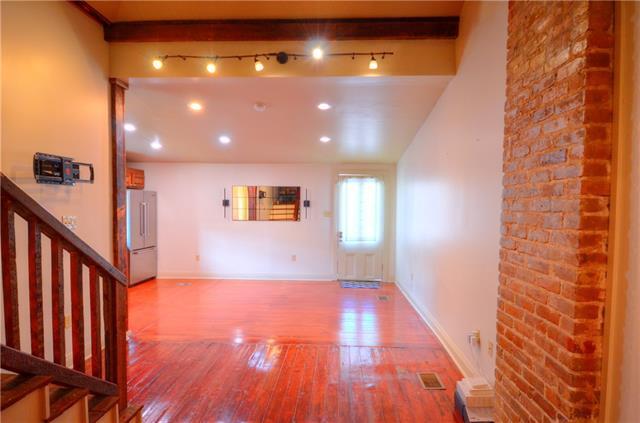 Foto del edificio - 919 Jackson Ave