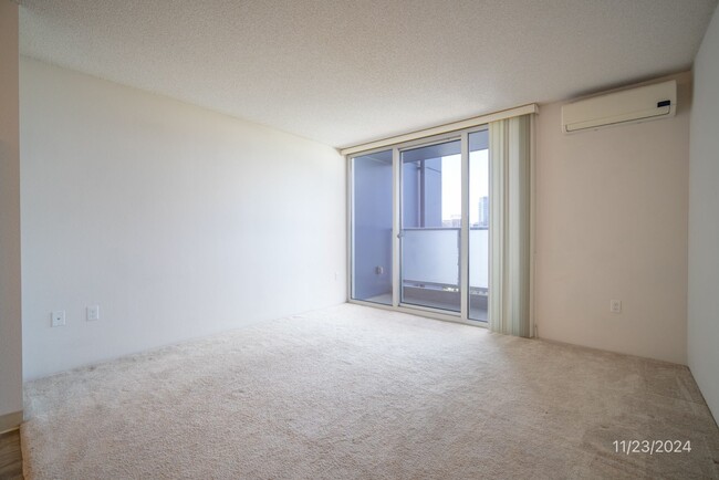 Foto del edificio - KAKAAKO Panoramic Views 1BR/1BA with Washe...