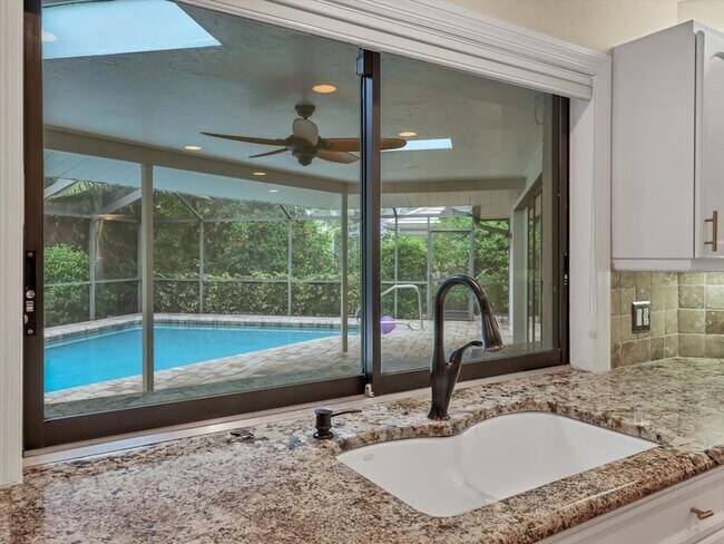 Foto del edificio - 1612 Pine Harrier Cir