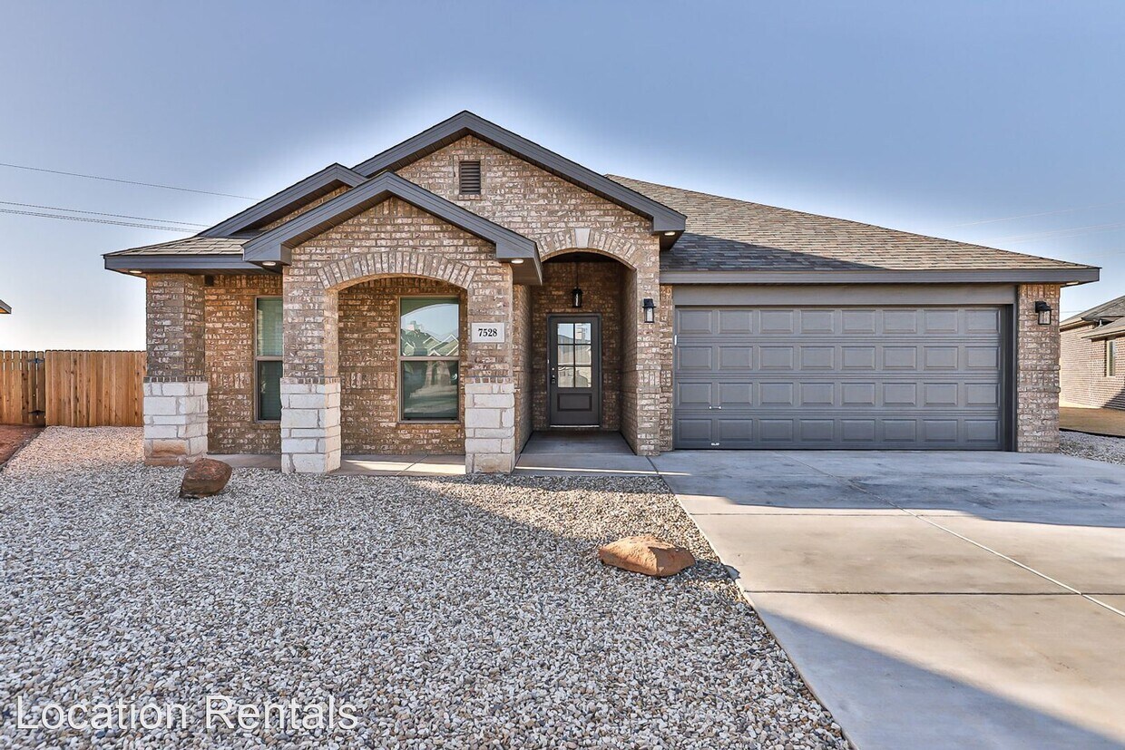 Foto principal - 4 br, 2 bath House - 7528 98th Place