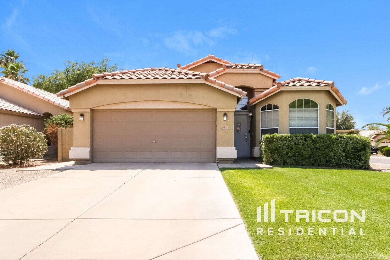 Foto principal - 3978 E Douglas Loop