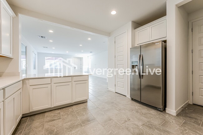 Foto del edificio - 9834 W Verde Ln