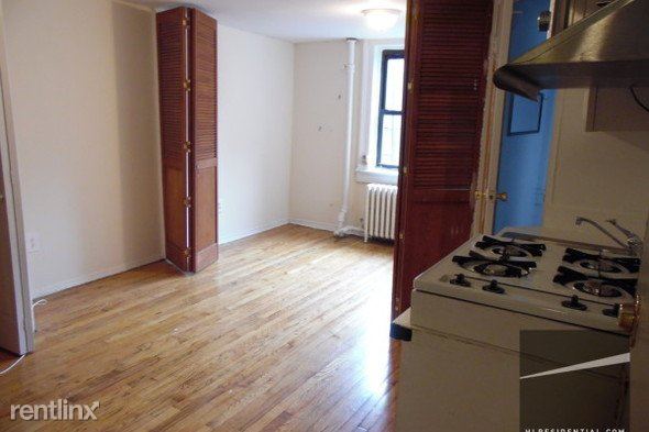 Building Photo - 122 Saint Marks Pl