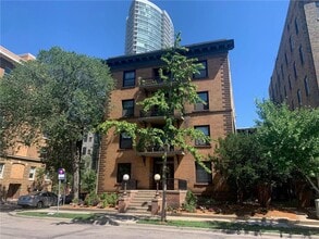 Building Photo - 1401 Willow St