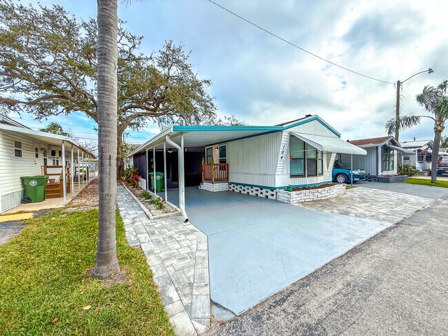 Foto del edificio - 104 Lazy Ave