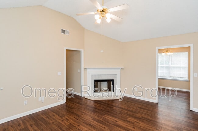 Building Photo - 212 Meriweather Ln