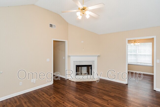 Foto del edificio - 212 Meriweather Ln