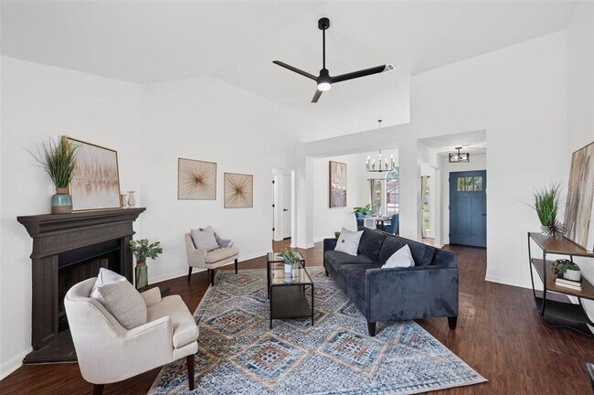 Foto del edificio - **Remodeled Kyle Gem: 3-Bed Oasis with Pri...