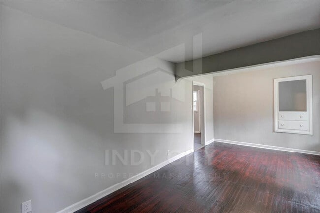 Building Photo - 3422 Kinnear Ave