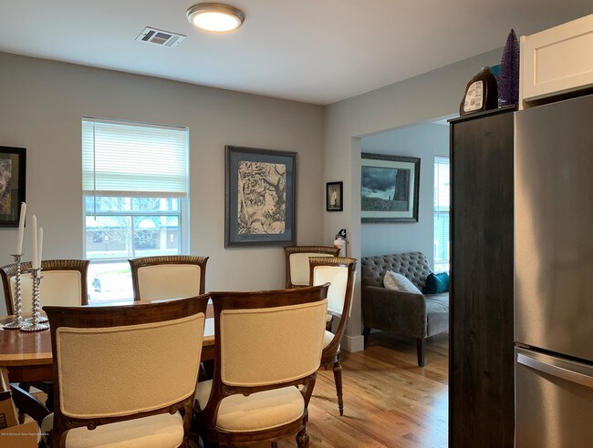 Foto del edificio - 517 Asbury Ave