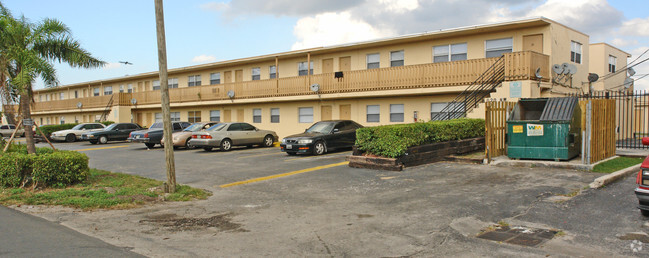 Building Photo - Pompano Gardens Apartments