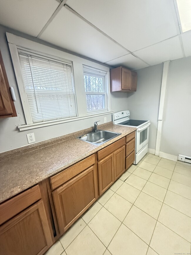 Building Photo - 23 Hayward Ave