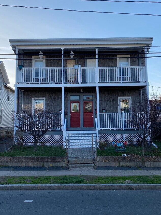 Primary Photo - 49 Francis Ave
