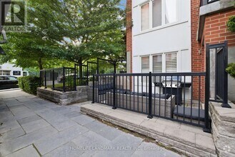 Building Photo - 2 Kay MacPherson Ln