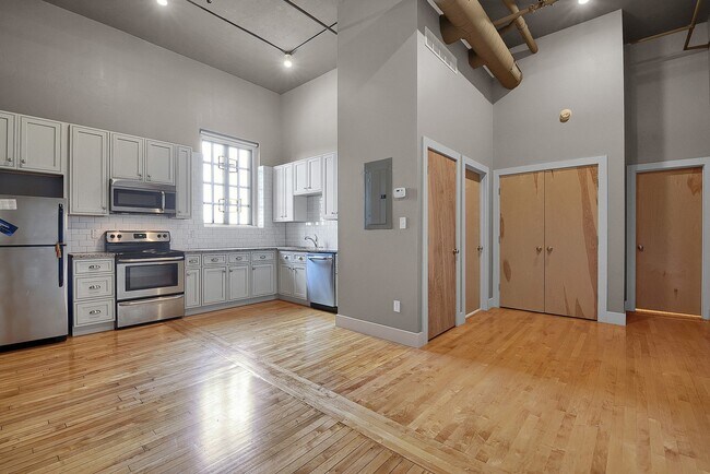 Foto del edificio - Cozy-Mod New-School Loft