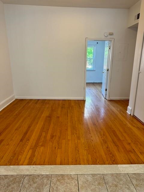 Building Photo - 337 Bloomfield St