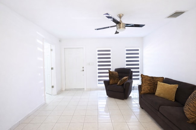 Photo - 4306 SW 131st Ave Townhome