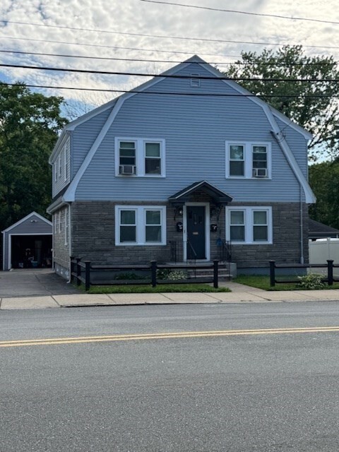 Building Photo - 350 Jefferson Ave