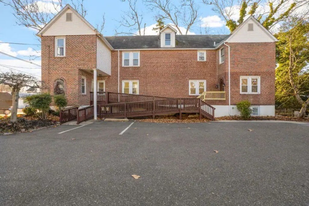 615 W Clements Bridge Rd Unit 1, Runnemede, NJ 08078 Apartments in