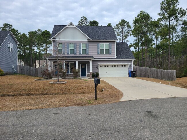 Foto del edificio - 4 Bed, 2.5 Bath located in The Village in Folkstone Community - Holly Ridge