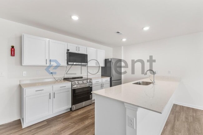 Building Photo - 1926 Tranquility Cir