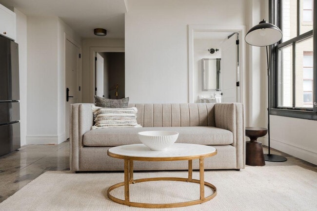 Foto del edificio - 505 E Travis St