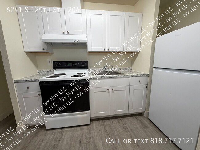Foto del edificio - 6241 S 129th St