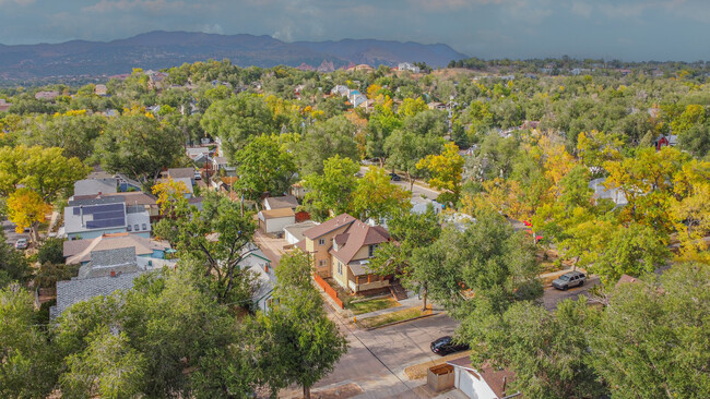 Lovely OCC neighborhood full of established old growth trees. Near down town, Garden of the Gods - 12 N 23rd St