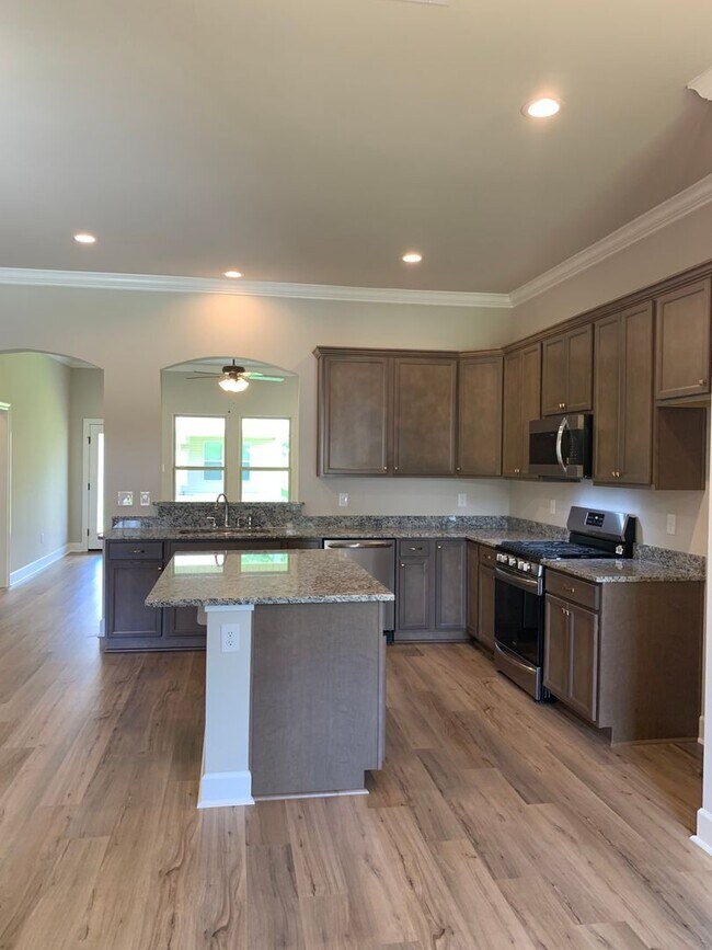 Foto del edificio - 3BD/2BA House for Lease - Nickens Lake Sub...