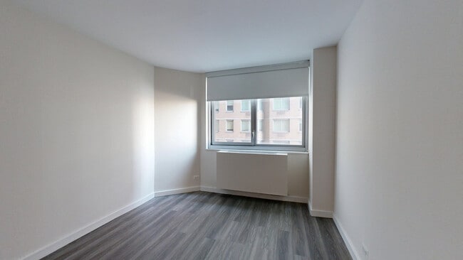 Interior Photo - View 34