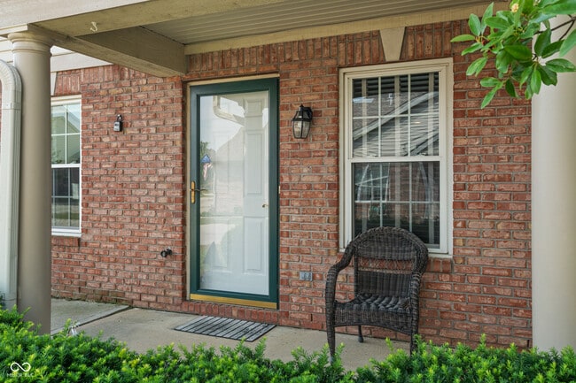 Building Photo - 4320 Hamilton Way