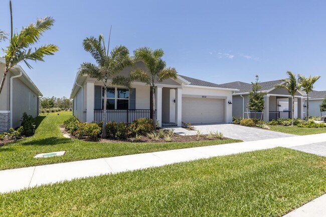 Foto del edificio - 6632 Cloverdale Ave