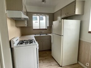 Building Photo - 3607 Colby Ave SW