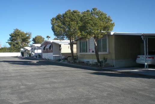 Primary Photo - 4221 E Stewart Ave