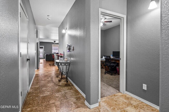 Building Photo - 14464 Johnny Mata Dr