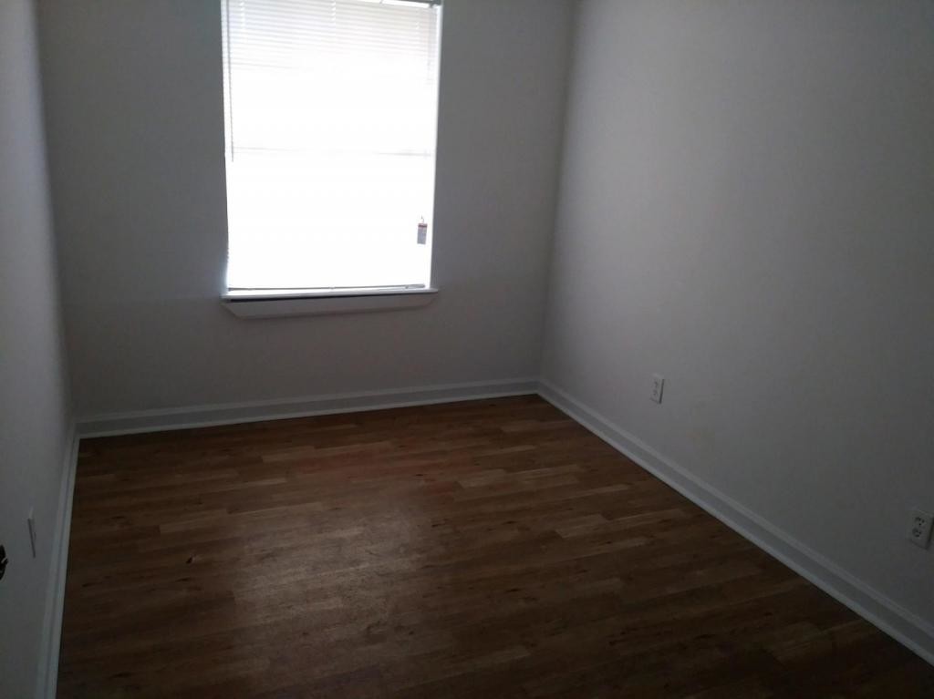 Foto principal - 102 Primrose Apt. #3