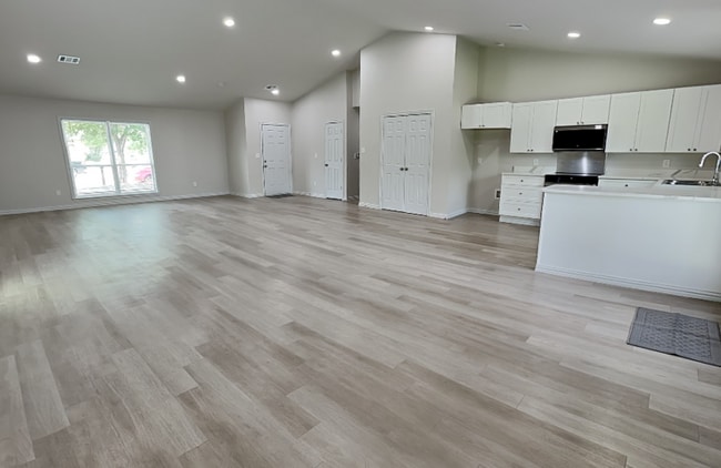 Foto del edificio - 4348 Spindletree Ln