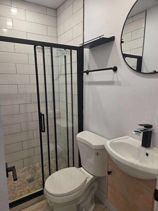 Foto del edificio - 3408 Goodman St