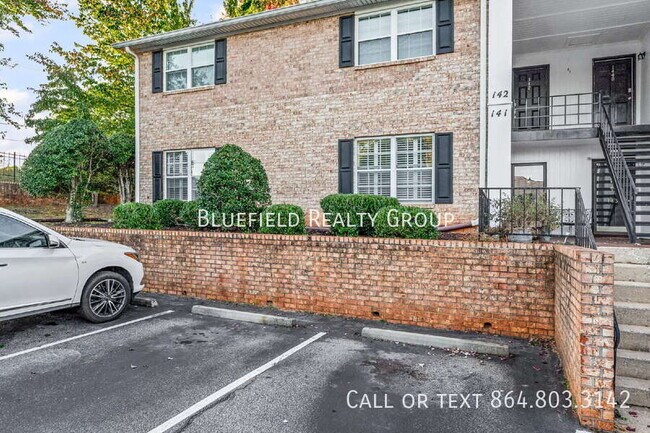 Foto del edificio - 925 Cleveland St