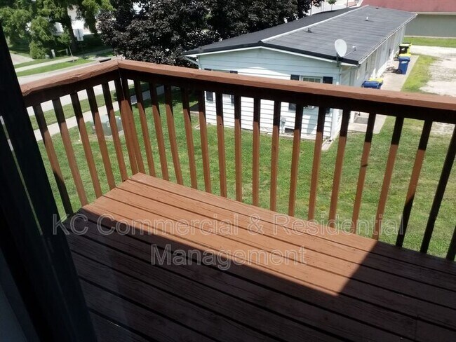 Foto del edificio - 209 W Main St