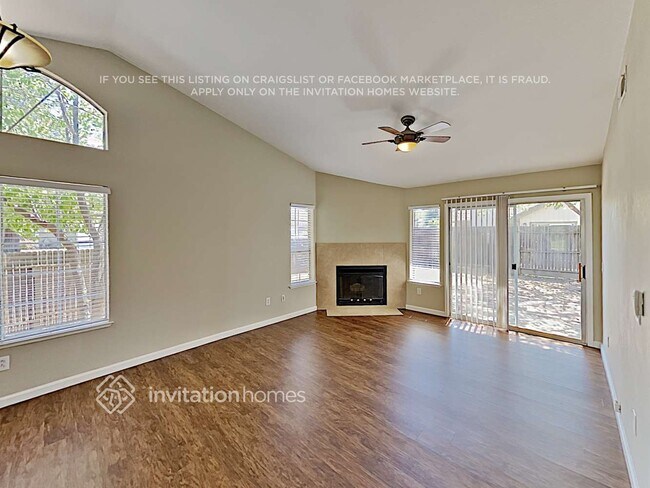 Foto del edificio - 5644 Bolton Way