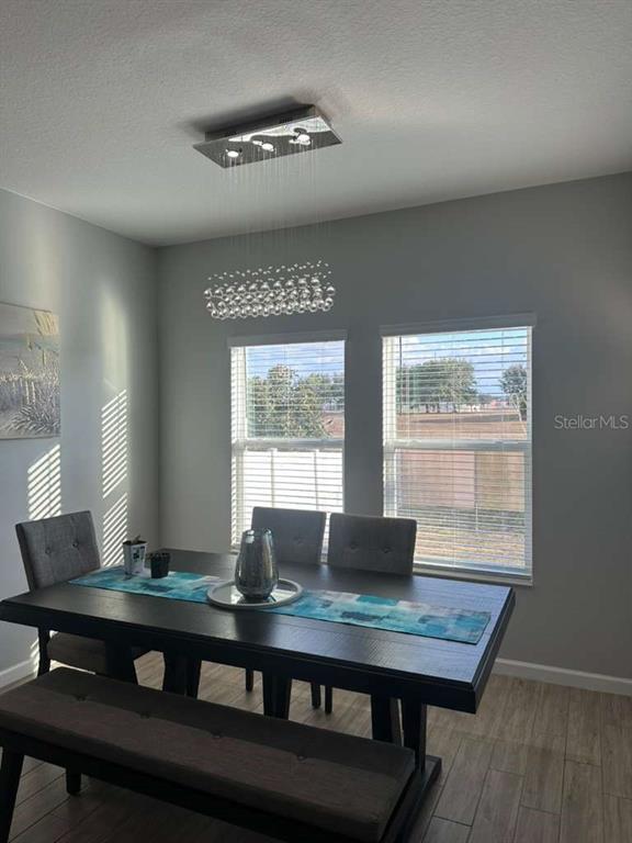 Foto del edificio - 441 Disa Dr